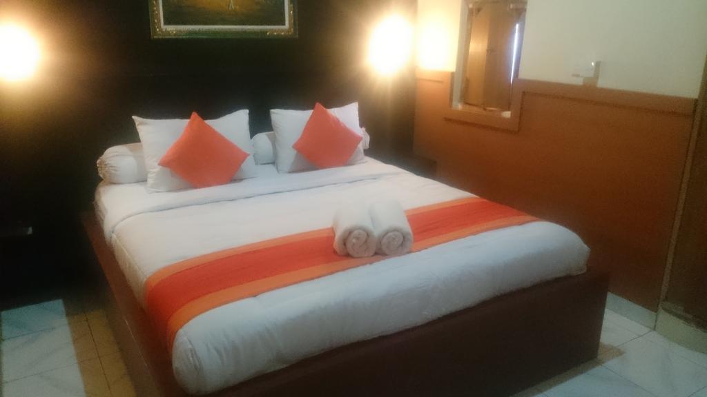 Agus Beach Inn Kuta Lombok Extérieur photo