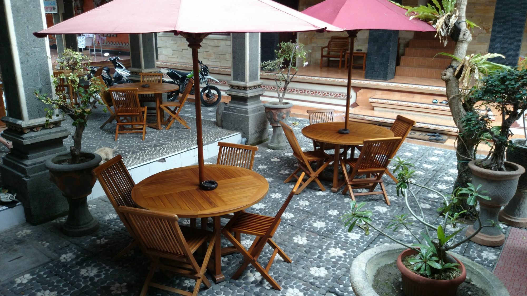 Agus Beach Inn Kuta Lombok Extérieur photo
