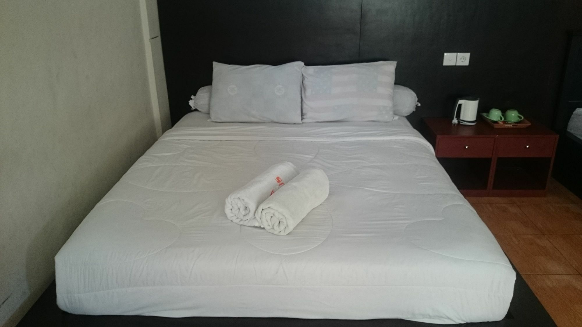 Agus Beach Inn Kuta Lombok Extérieur photo